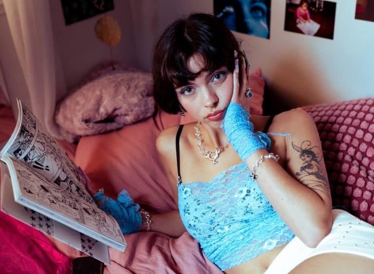 5 rappeuses françaises de la Gen Z à connaître
